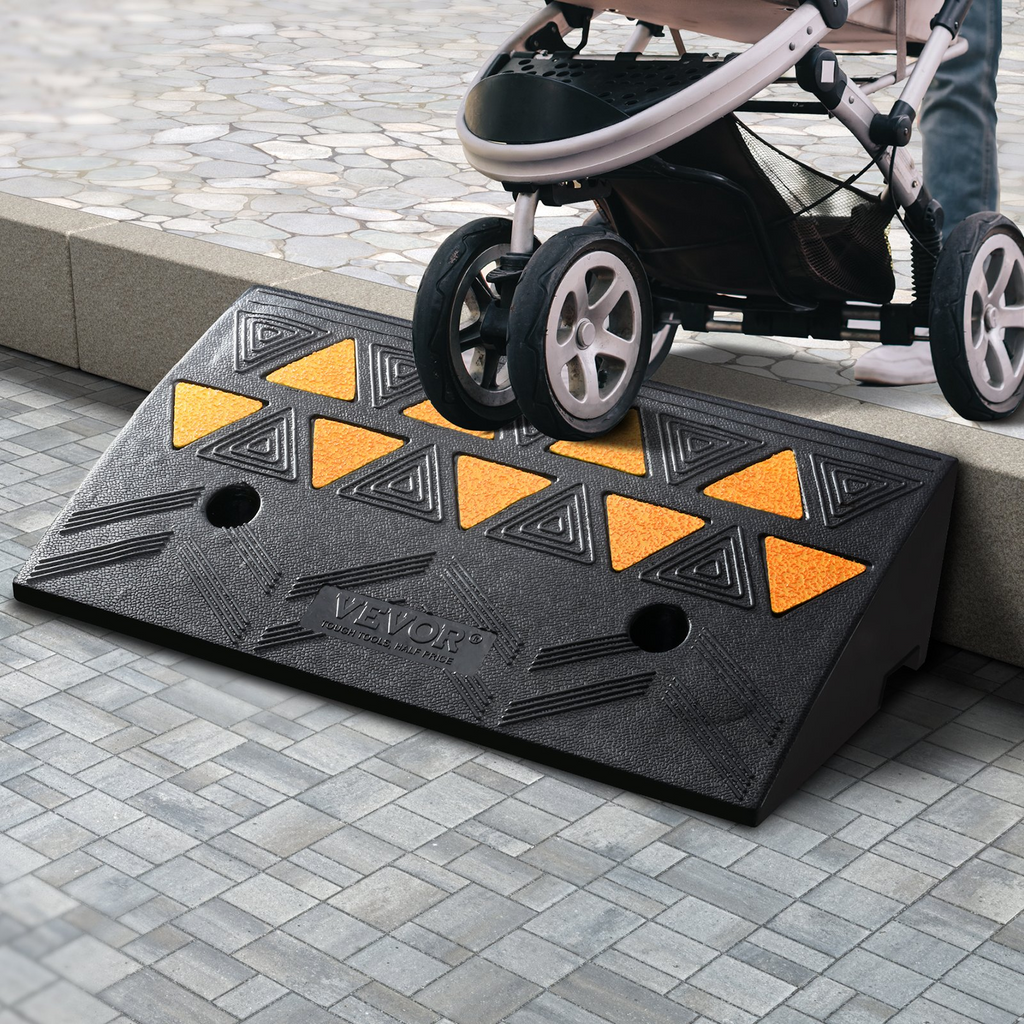 VEVOR Rubber Curb Ramp 4.25" Rise Height Sidewalk Curb Ramp, 11.8" Width 19.7" Length Driveway Ramp for Curb, 15T Heavy Duty Rubber Ramp for Forklifts, Trucks, Buses, Cars, Wheelchairs, Bikes